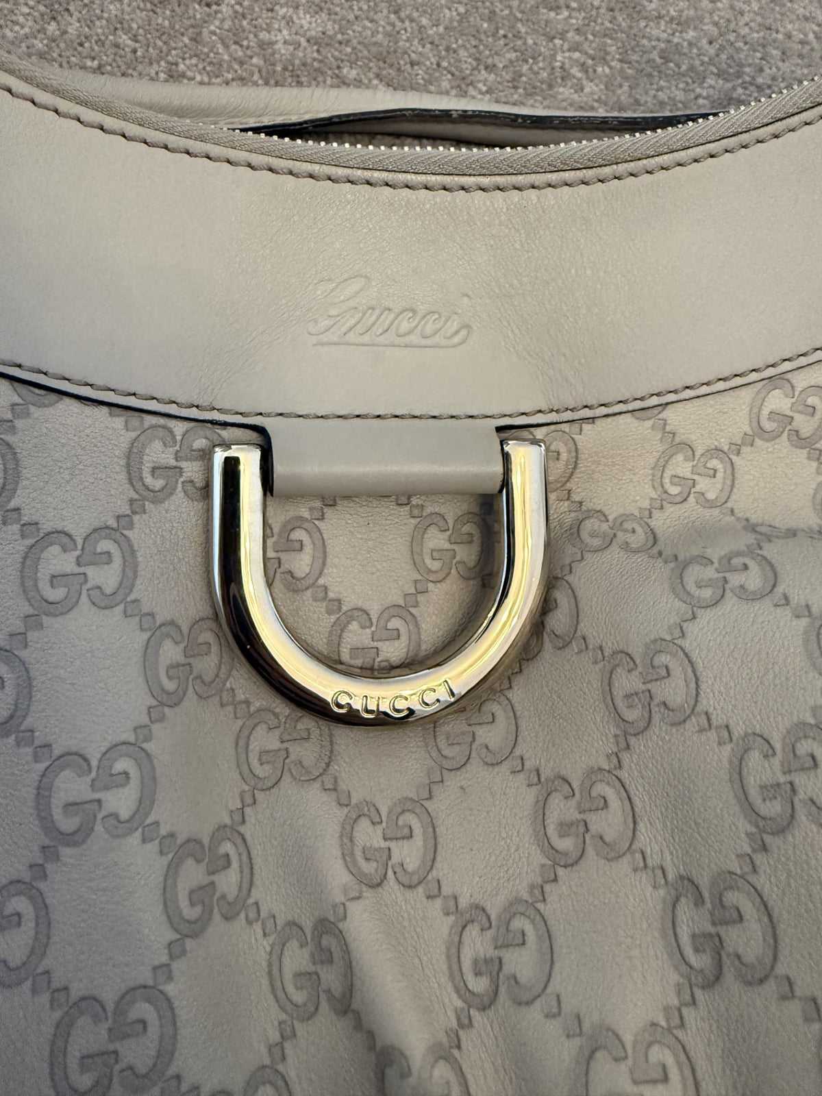 Gucci Abbey Hobo — Cream Guccissima