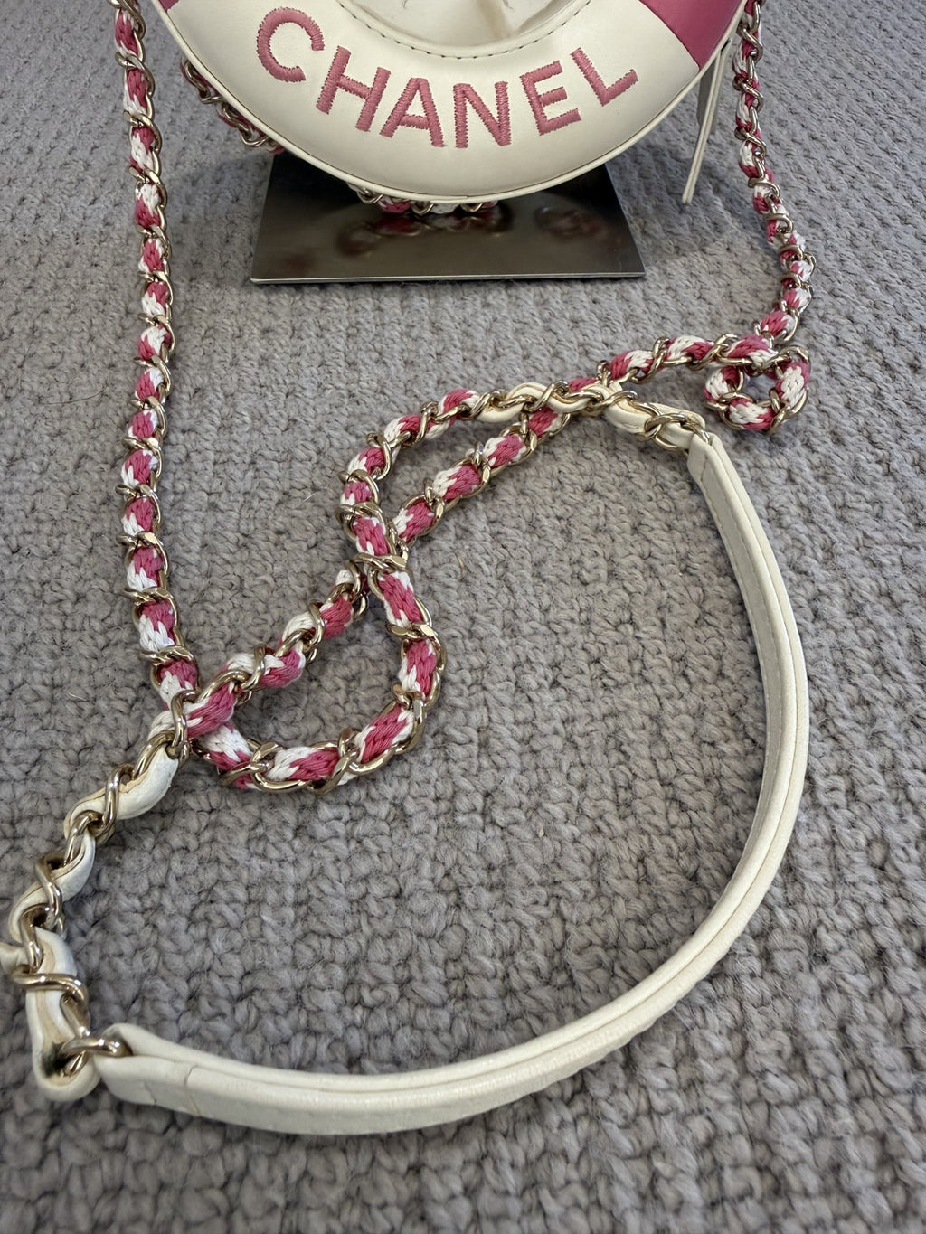 Chanel La Pausa Lifesaver Bag — Pink & White Lambskin, Cruise 2019 Limited Edition