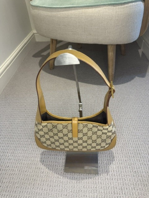 Preloved Gucci Jackie Medium Shoulder Bag – Beige GG Canvas, Gold Hardware