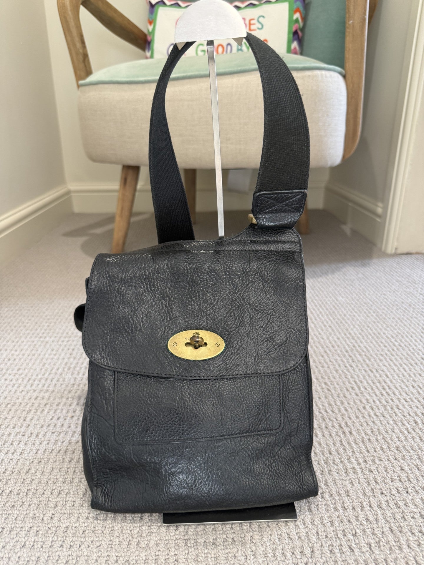 Mulberry Antony Black Leather Crossbody Messenger Bag – Brass Postman's Lock