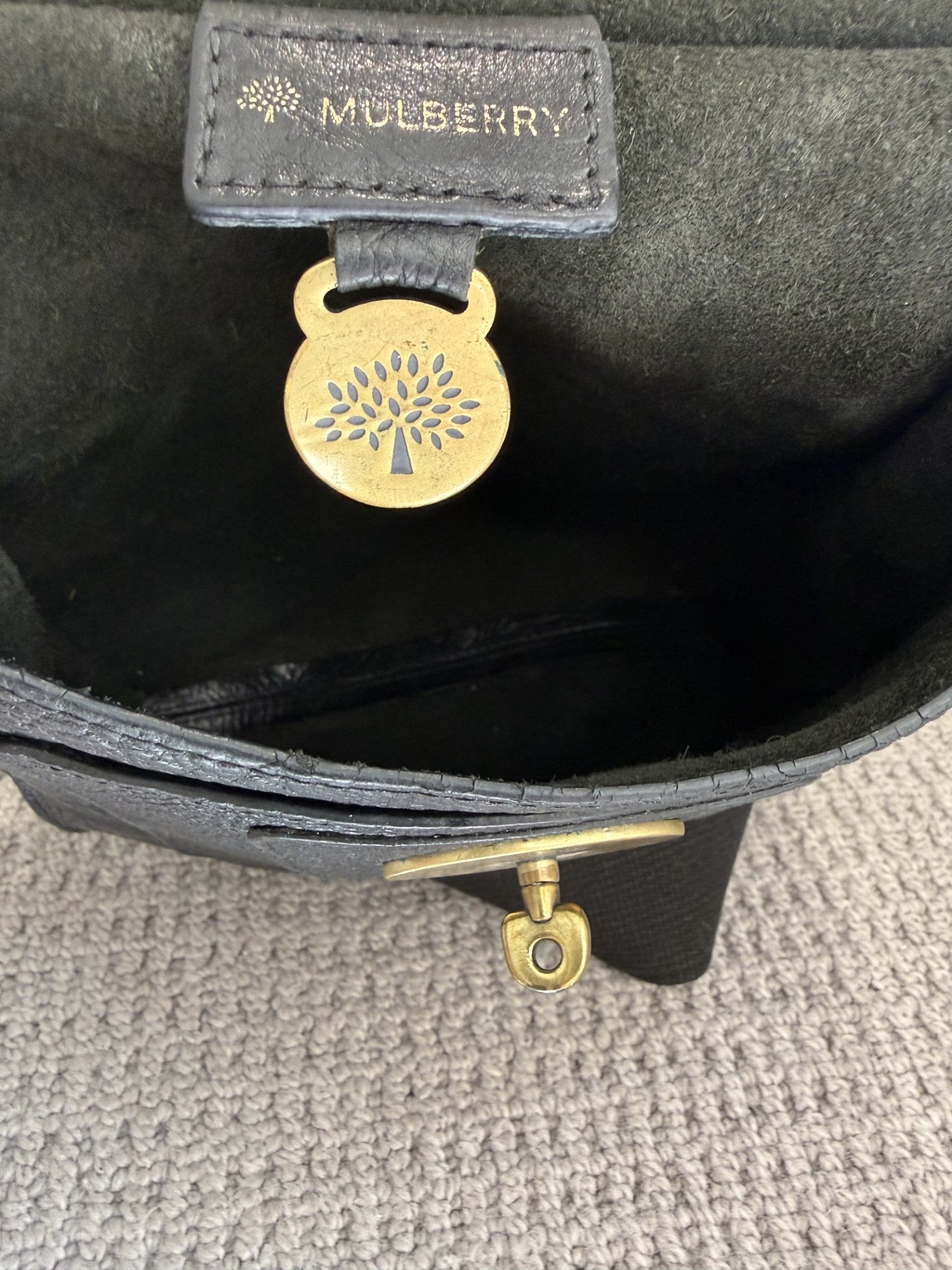 Mulberry Antony Black Leather Crossbody Messenger Bag – Brass Postman's Lock